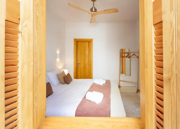 Plaka 16 - 'the Island' - Drepano, Nafplio * Drepano (Argolis)